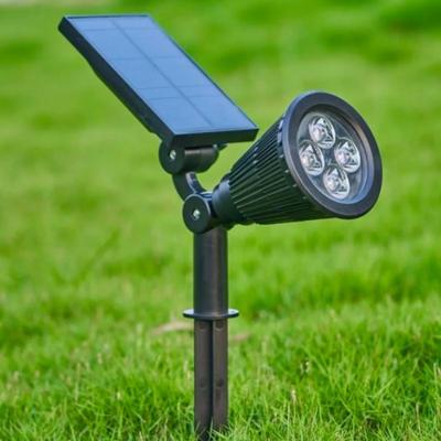 Adoptez le projecteur solaire LED à piquer Jardin et Saisons