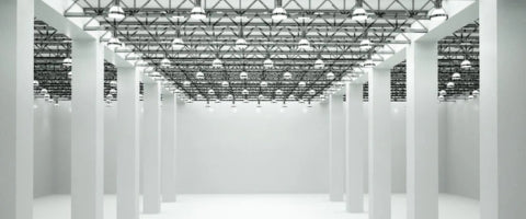 Comment choisir le bon luminaire industriel pour son espace professionnel.jpg__PID:4a522050-c7bb-426c-a398-5394d05c6662