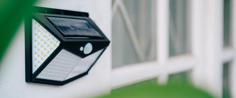 https-www-silamp-fr-comment-creer-decoration-solaire-exterieur__PID:48fa2b20-4144-40e8-958f-3cd7a75e6ad8