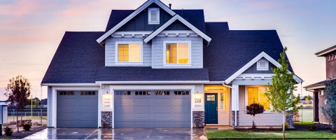 httpswww.silamp.frsublimer-sa-facade-avec-un-luminaire-exterieur-mural-c1200x67044.jpg__PID:5394d05c-6662-482e-b06c-a674430aed29