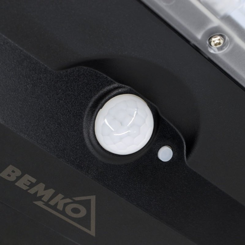 Luminaire Urbain Solaire Détecteur Infrarouge 25W 3000lm IP65 - Silamp France