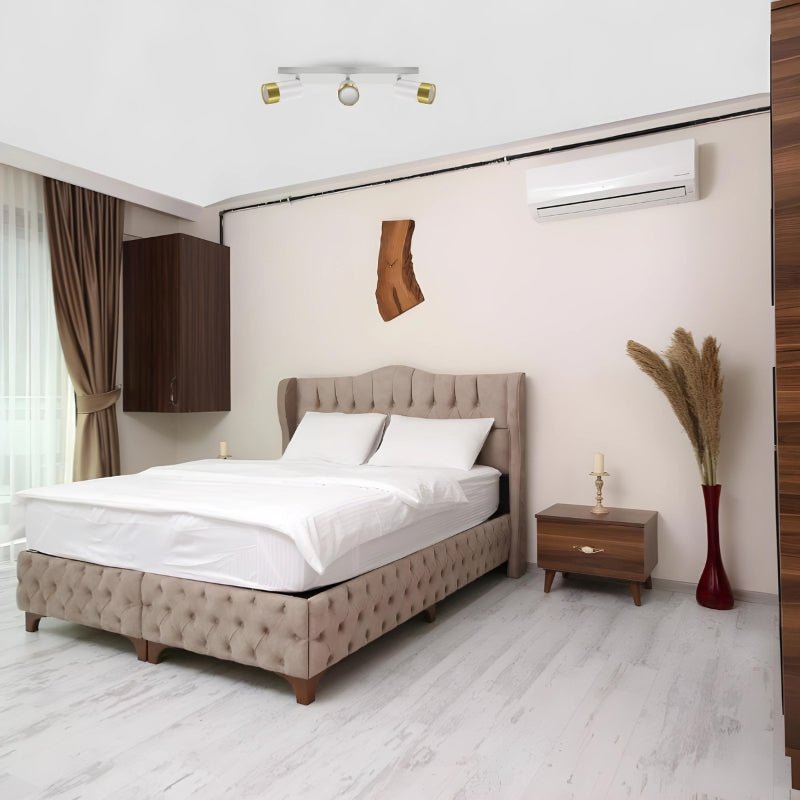 Plafonnier 3 Spots Orientables BLANC et OR pour Ampoule GU10 - Silamp France