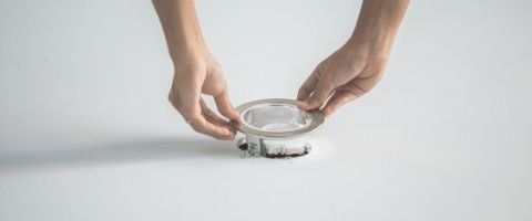 raccorder-et-installer-un-spot-encastrable-au-sol.jpg__PID:5f0c93bc-2ad4-4a55-85af-3897539f5c83