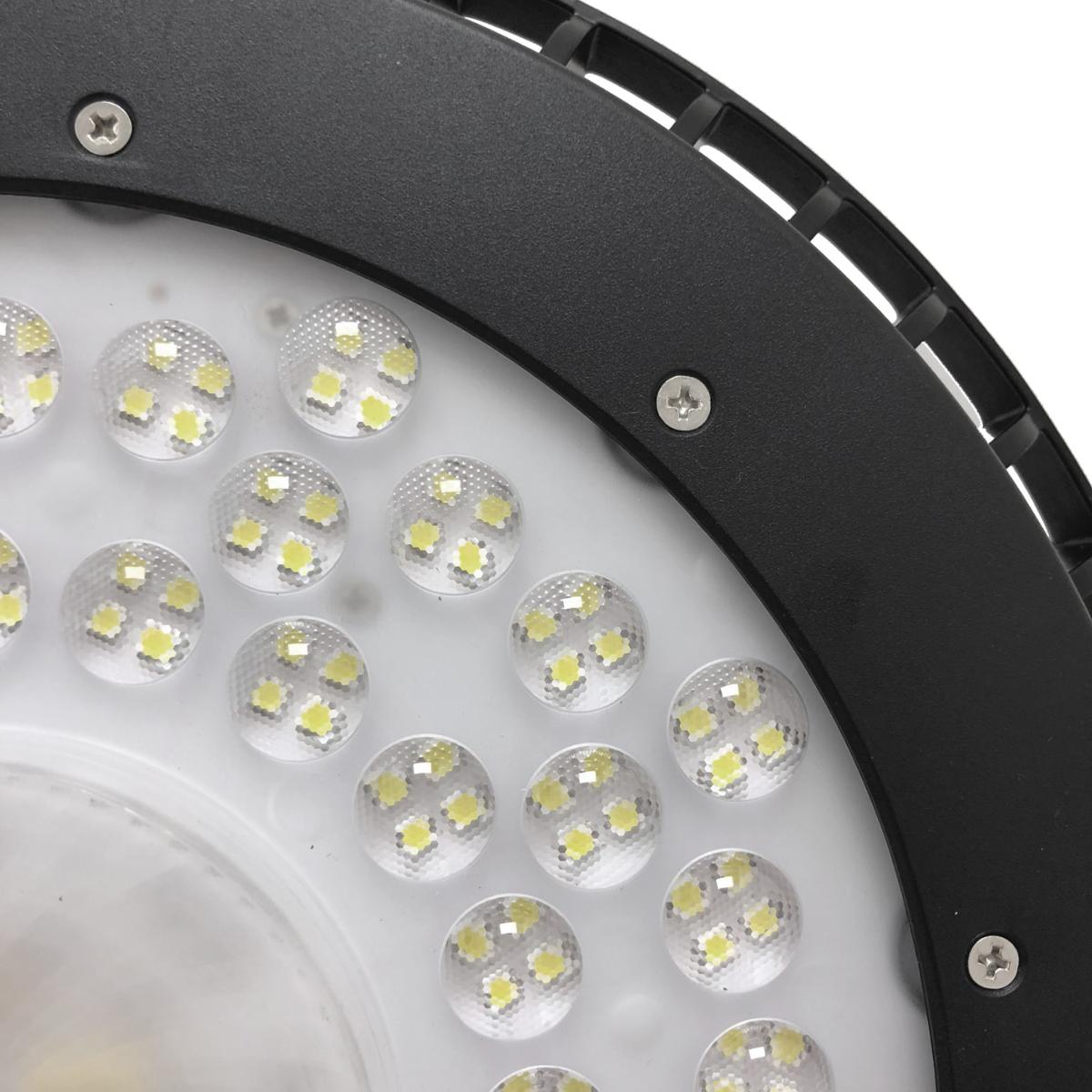 Cloche LED Industrielle UFO 200W 120° IP44 NOIR