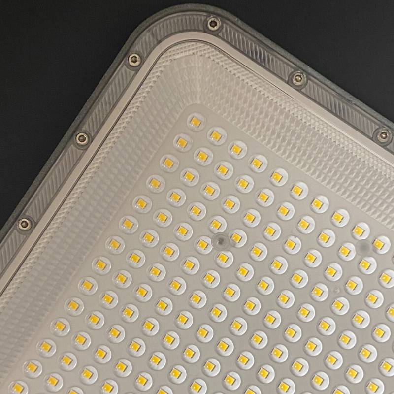 Projecteur LED Puissant 400W SMD Gris IP65 120lm/W