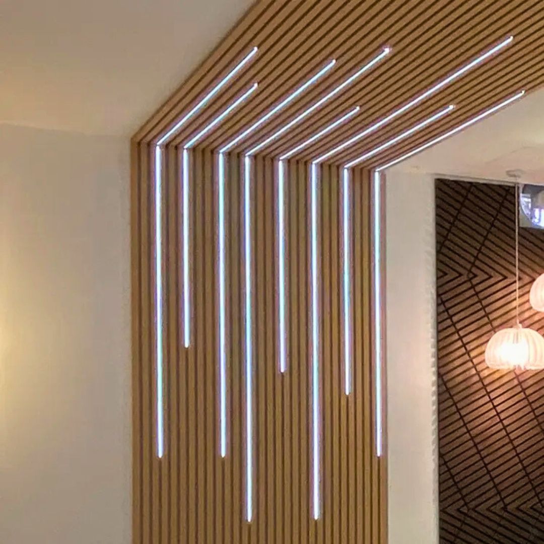 2 Panneaux Acoustiques Muraux - Tasseaux Finition Chêne Blanc - Fond Noir - 240x60x2,2cm - Silamp France