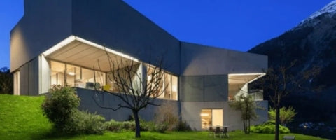 Le branchement d'une guirlande lumineuse