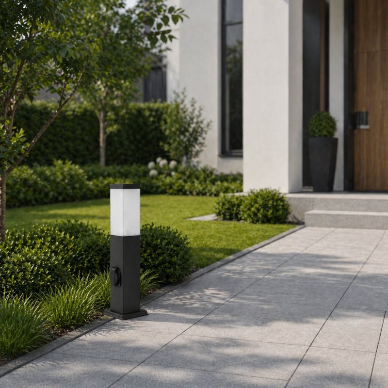Borne de Jardin 80cm Carré Noir pour Ampoule E27 - Silamp France