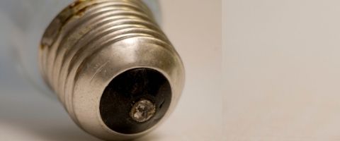 Le culot d'une ampoule