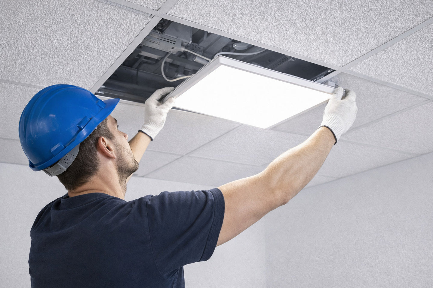 installation_au_plafond_pro__PID:541547db-864c-40ad-8a08-411cf2b4f019