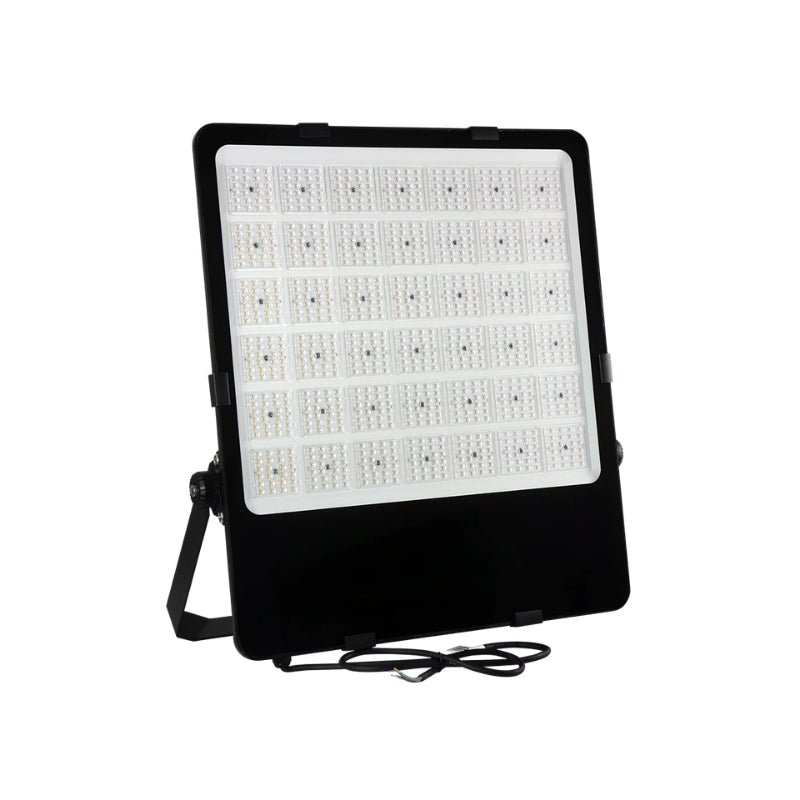 Projecteur LED Extérieur 600W 140lm/W 120° IP66 - Silamp France