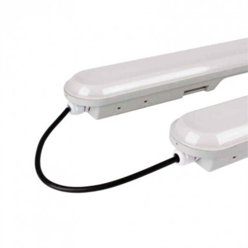 Réglette LED étanche Interconnectable 55W 150 cm avec éclairage de secours - Silamp France