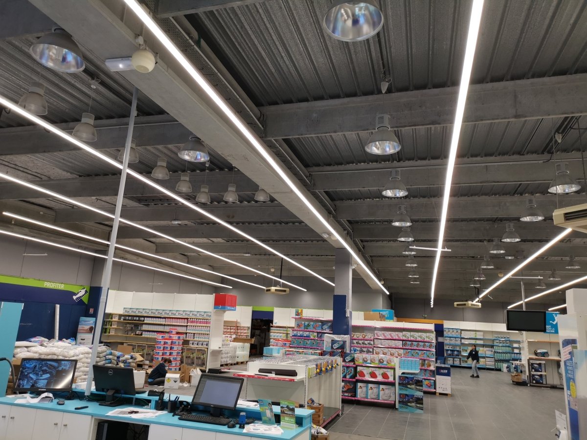 Suspension Linéaire LED 150cm 60W 130lm/W Interconnectable CCT Noir - 3000K/4200K/6400K - Silamp France