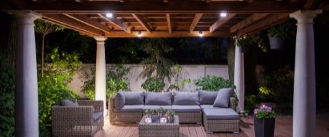 Éclairage LED pour pergola – Lumière et luminaires pour pergola