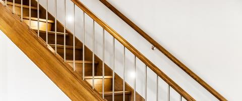 L’éclairage d’escalier LED automatique : avantages et installation