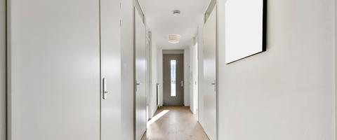 Quelle suspension choisir pour un couloir étroit ? – Éclairage couloir design