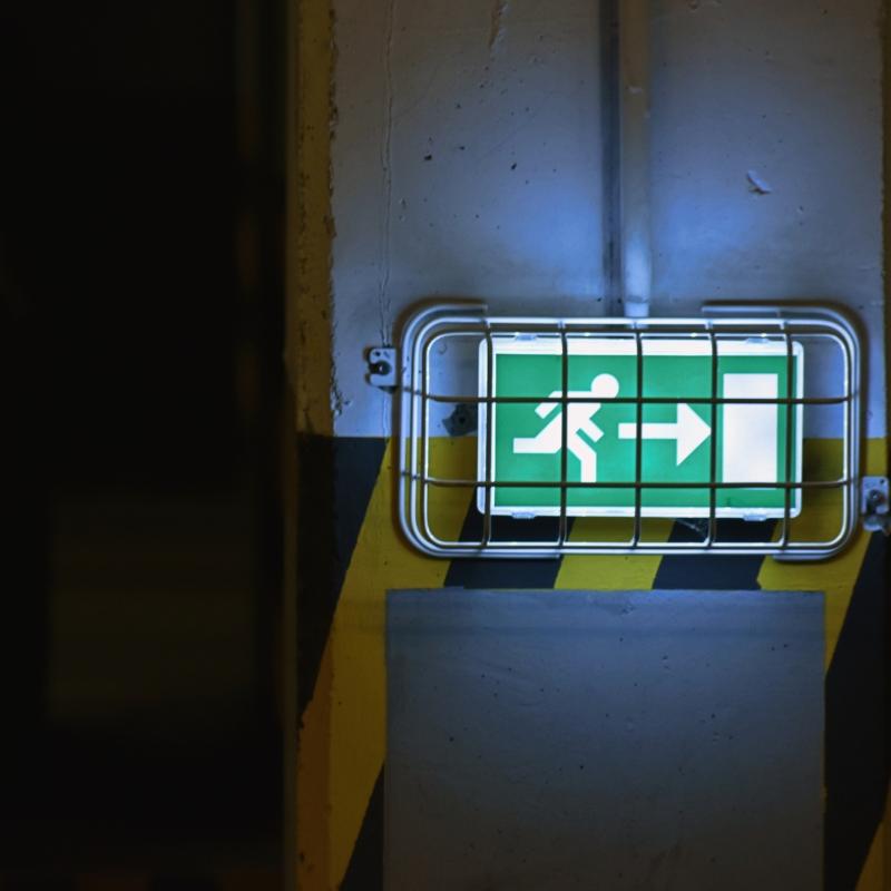 Bloc de secours BAES LED Batterie 4 Pictogrammes 4W IP65