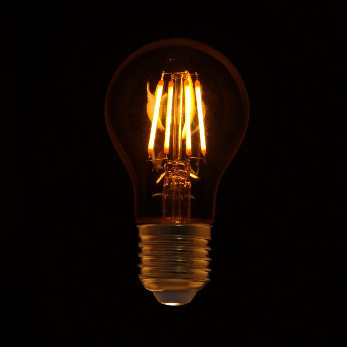 Ampoule LED E27 Filament Dimmable 6W A60 Classique