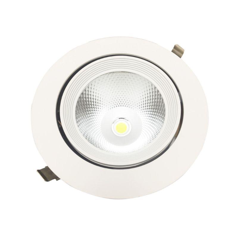Comment installer des spots dans un plafond isolé avec de la laine de ...