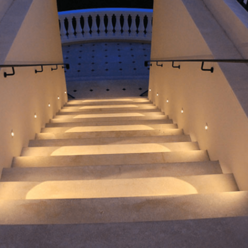 Balise LED Encastrable Carrée 3W 220V 34° Blanche IP20 pour Escaliers - Silamp France